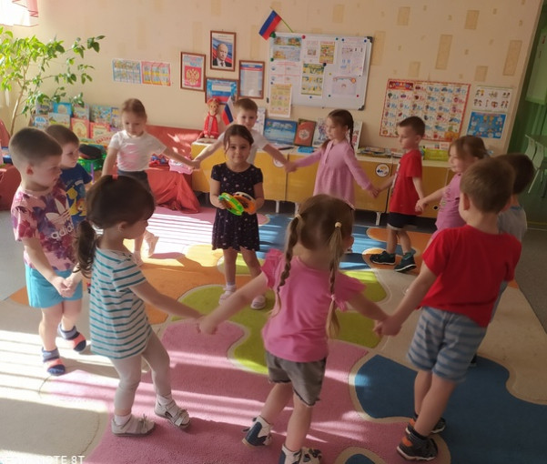 День весеннего равноденствия День весеннего равноденствия.